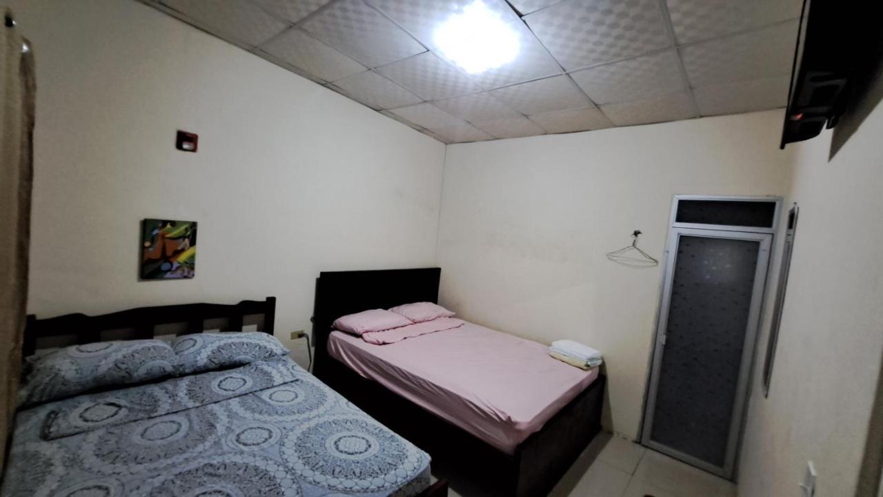 Hostal Brisas Calobrenas Zewnętrze zdjęcie